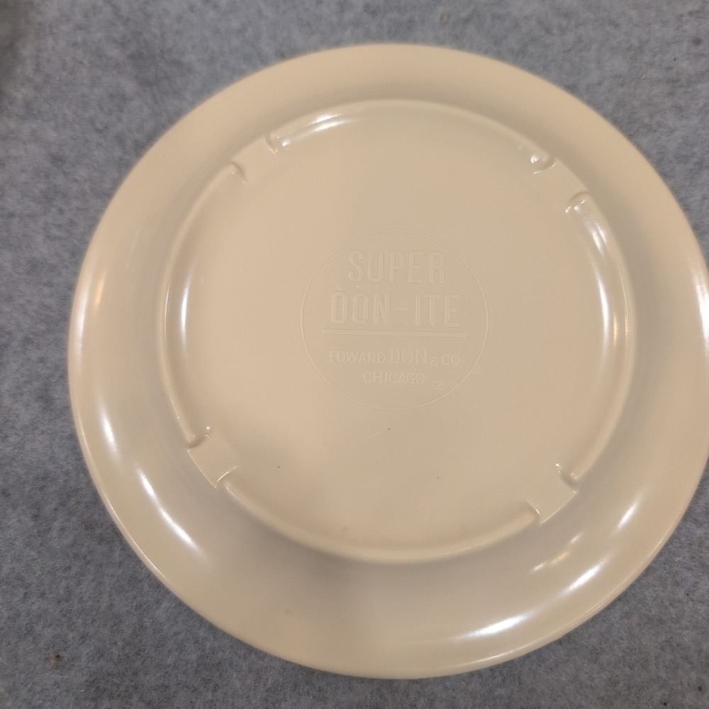 Vintage Super Don-Ite Edward Don & Co Chicago Tan Plates Set of 6 Melamine - Picture 4 of 4